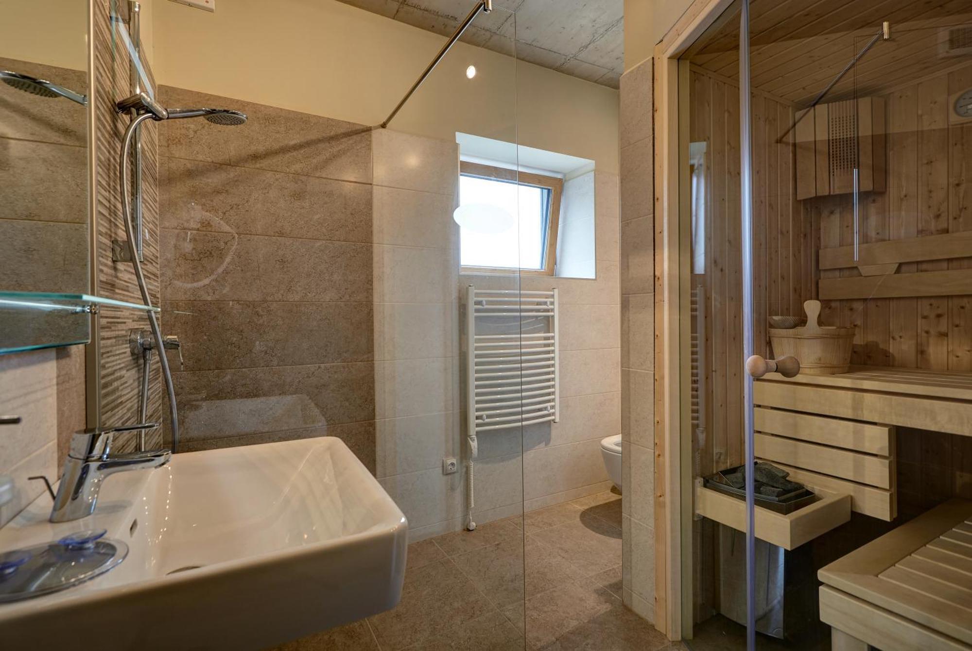 Hs - Rockhaus Aparthotel Pruggern Buitenkant foto
