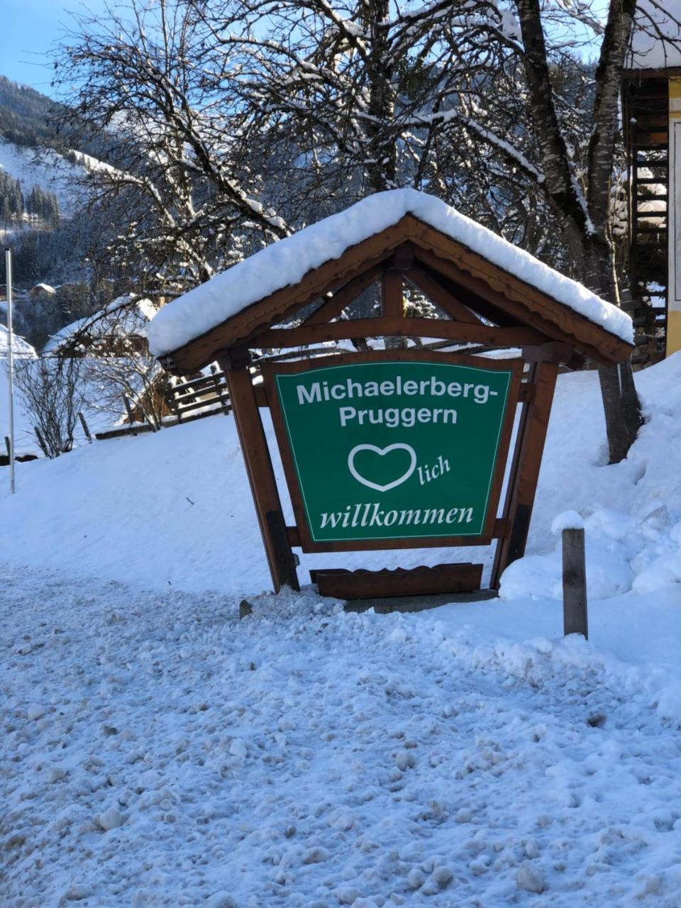 Hs - Rockhaus Aparthotel Pruggern Buitenkant foto